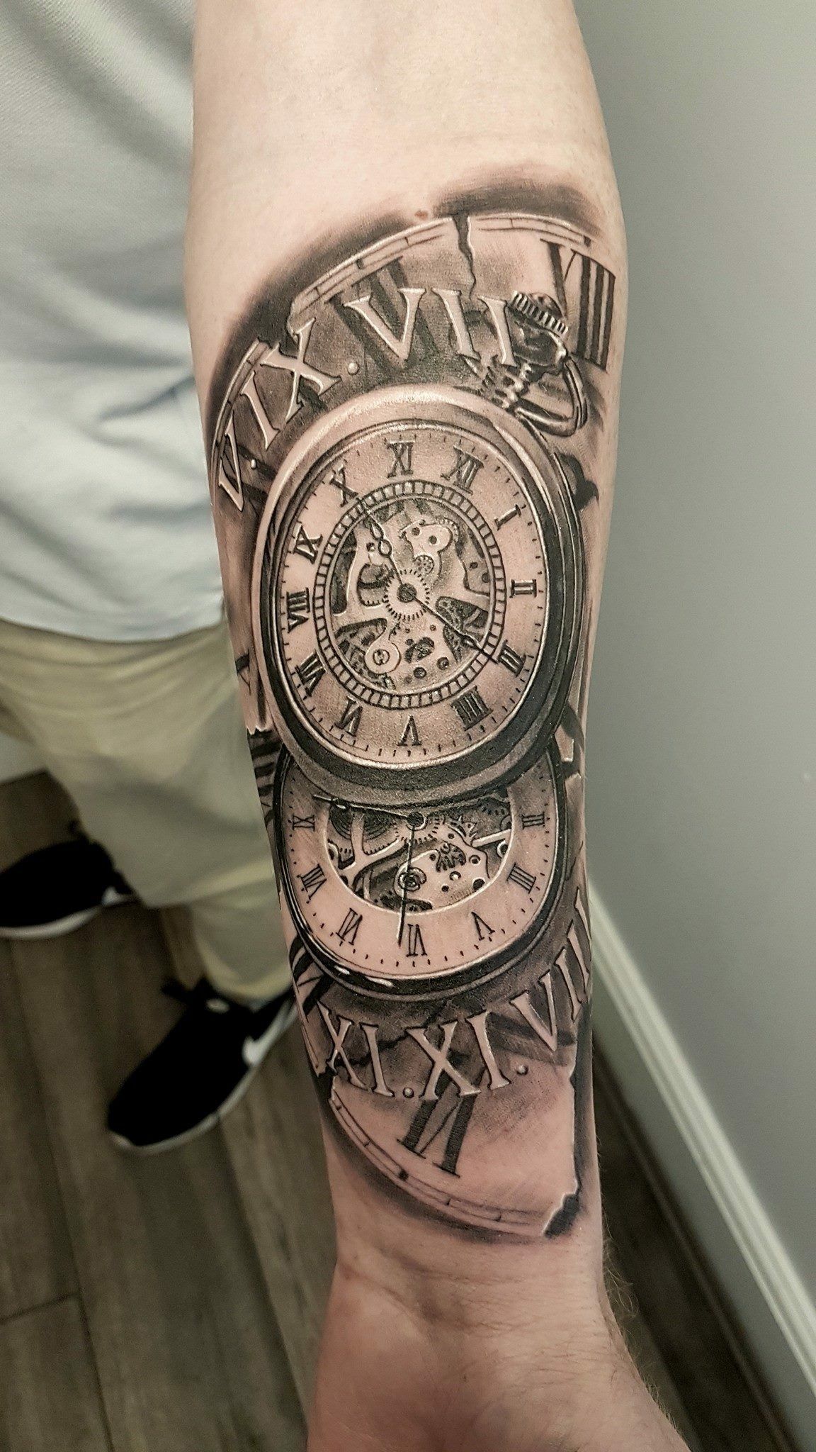 Featured image of post Tatuajes Para Hombres Reloj